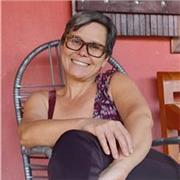 Pedagogia licenciatura, devido a pandemia estou buscando a oportunidade de dar aulas on line. Sabemos que o aluno que estuda on line precisa ter disciplina e foco. Diante desta situação, faço todos os cursos a distância
